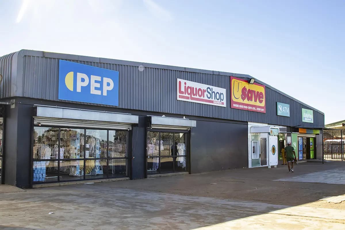 Itsoseng Plaza Itsoseng Plaza