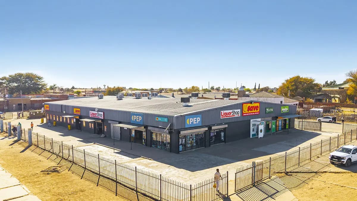 Itsoseng Plaza Itsoseng Plaza