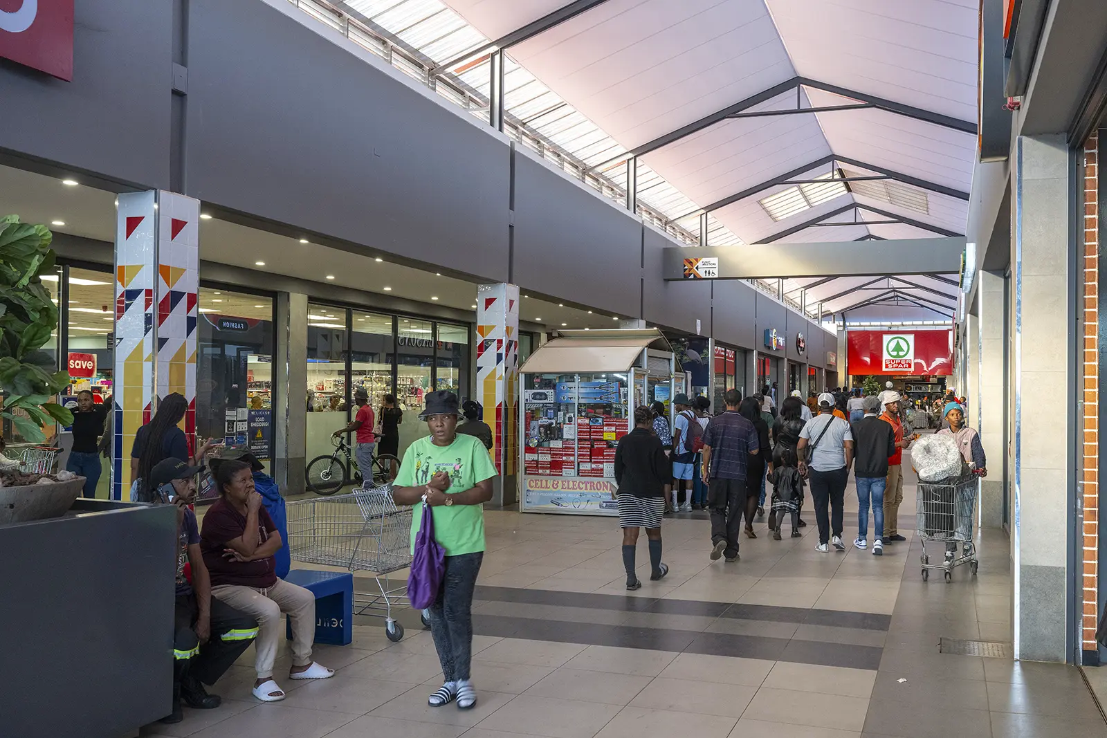 Denlyn Shopping Centre Denlyn Shopping Centre